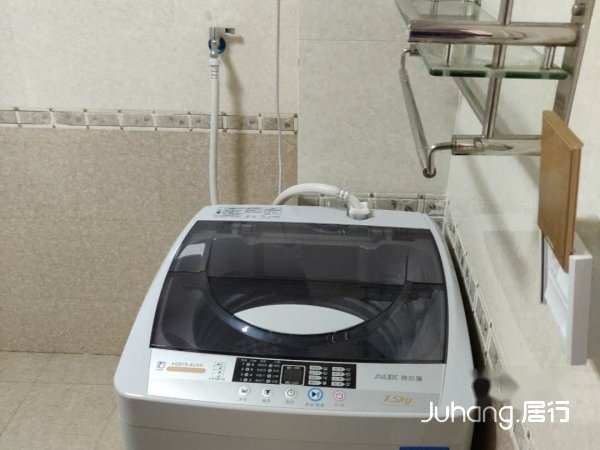 麒麟郡精装三居拎包入住钢铁路紧邻金华