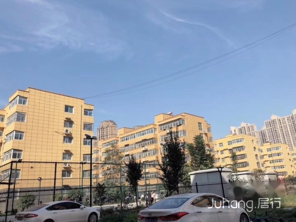 段村新村3室2厅1卫