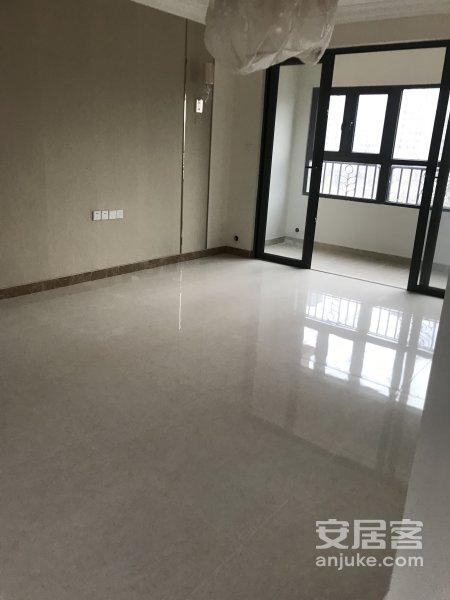 全新房高端小区环境优美自带新风系统双卫满足你所有需求