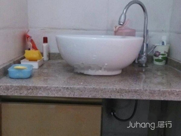 金谷阳光地带，电梯一室，长租优先，看房方便