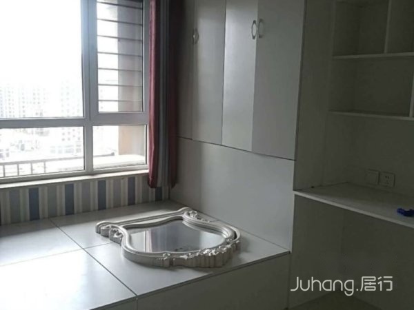 建业壹号城精装修婚房头次出租家具家电齐全