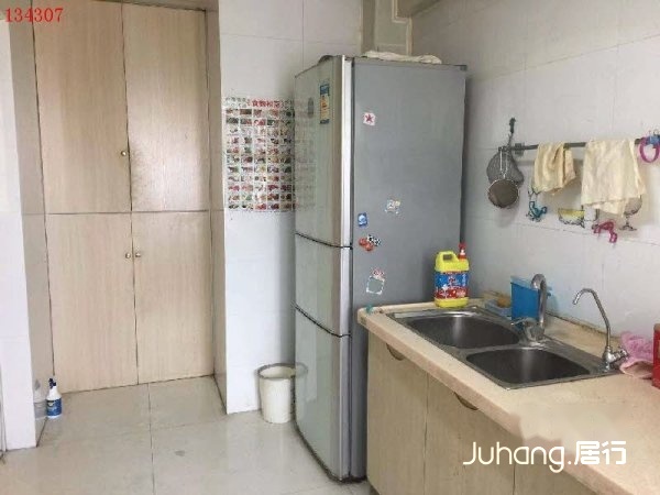 阳春光华豪华装修3室2厅2卫拎包入住