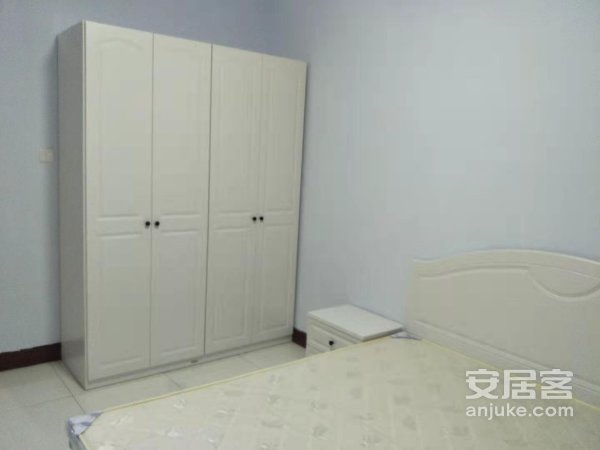 建业家园3室2厅1卫