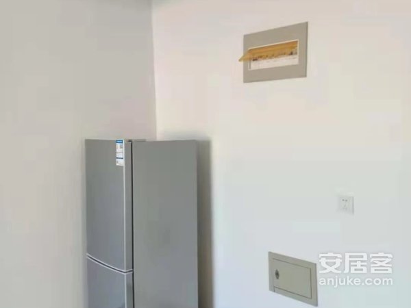 水榭雅庭家具家电齐全包物业拎包入住看房方便绿叶