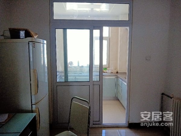 宜杨佳苑两室一厅电梯房，拎包入住