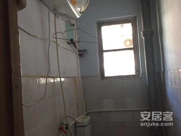 铁五生活区4楼十三中北邻两室拎包入住600元照片真实