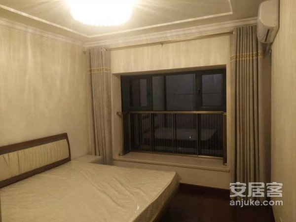 恒大城精装家具家电应有尽有二层复式房