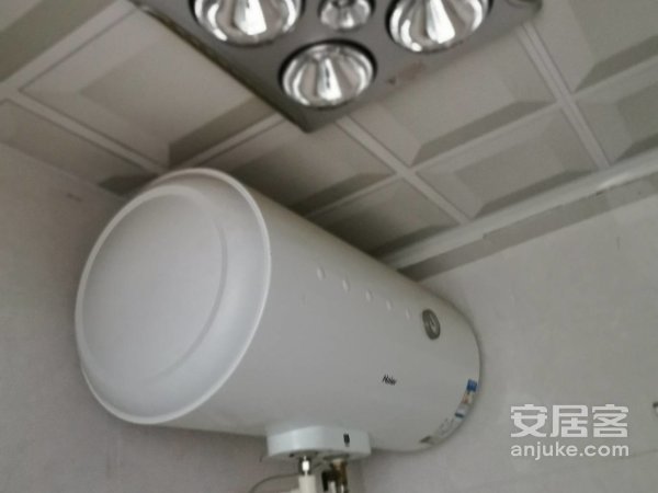 实验小学附近富亿坊电梯房