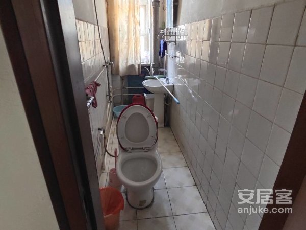 县医院个家属楼2居厨卫齐全2个空调2床拎包入住