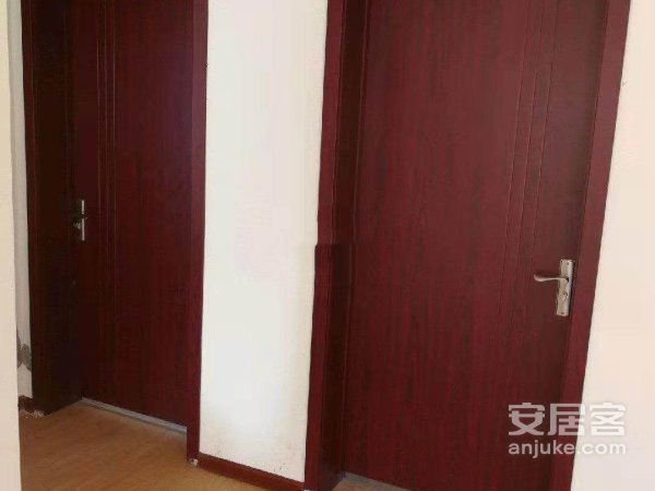 禧福荷堂合租次卧南卧室