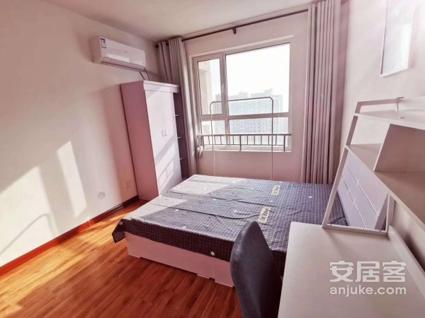 个人租亚龙湾臻园可月付水专师专房东直租冰箱洗衣机可做饭,