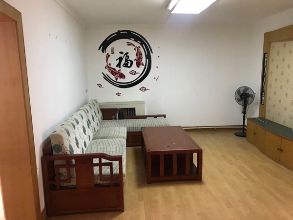 新上银通小区新房出租家具齐全房租可月付