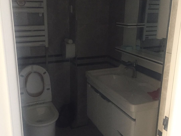 婚房南北通透大三居室全新家具家电拎包入住