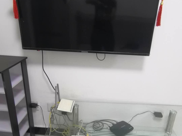 竞秀区保广商圈绿都皇城干净整洁一居室整租
