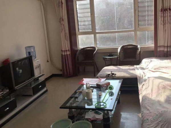 出租佶地国际温馨一居家具全齐拎包入住年租一万