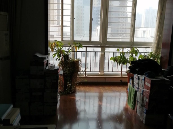 福星阁精装修跃层4500元可办公小区环境好物业好