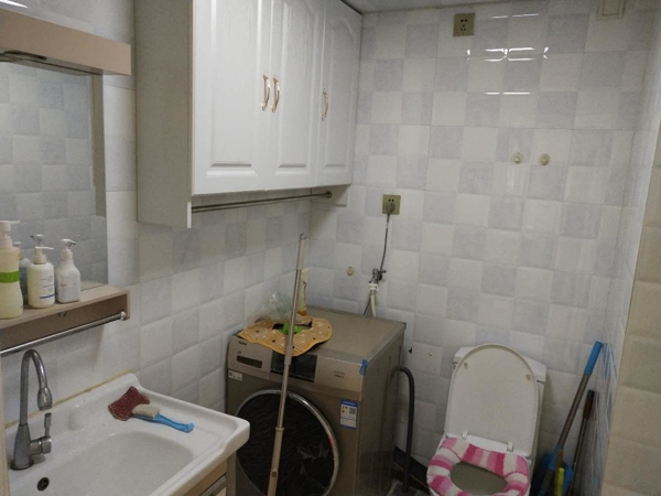 新增万和城精装婚房两居室全家具家电拎包入住有车位随时看
