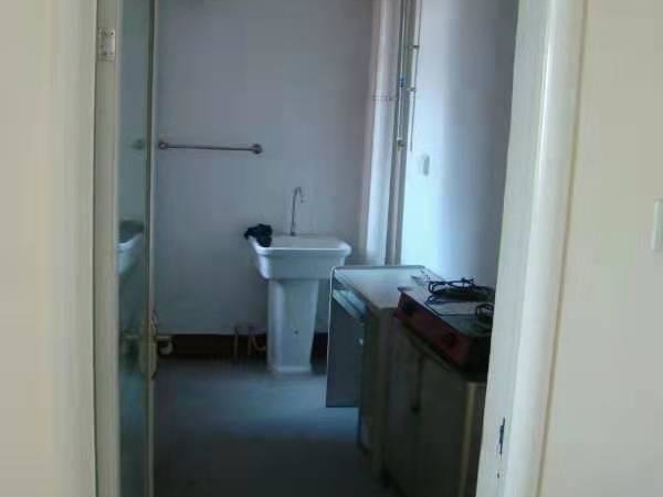 简单装修领包入住周边配套齐全