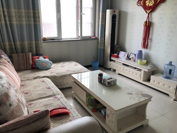 万荣精装两居出租，拎包入住