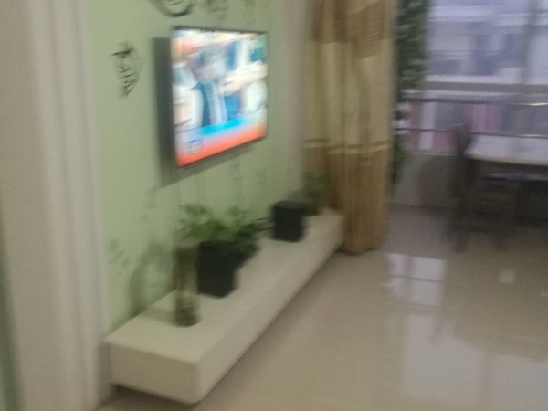 出租欧韵华亭，两室一厅6楼，精装修家具电器齐全1000一月