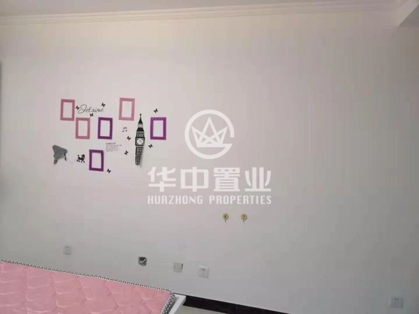 华泰豪庭1室1厅1卫50平米
