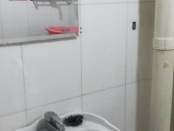 那约文化广场出租一室一厅