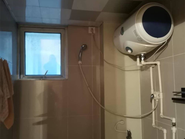 竞秀区天鹅商圈九号公寓一居室干净卫生拎包入住
