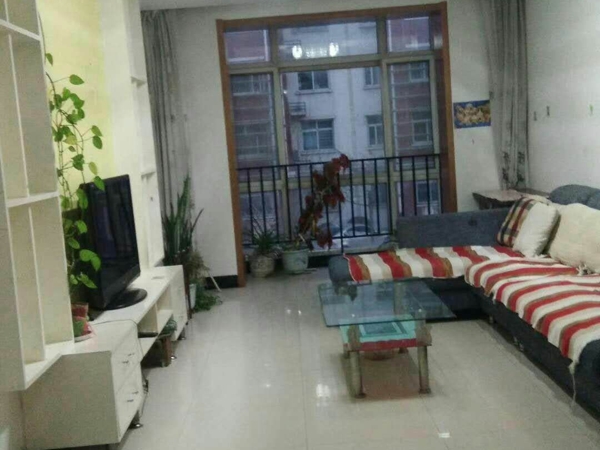 燕城秀府拎包入住精装修年租13000