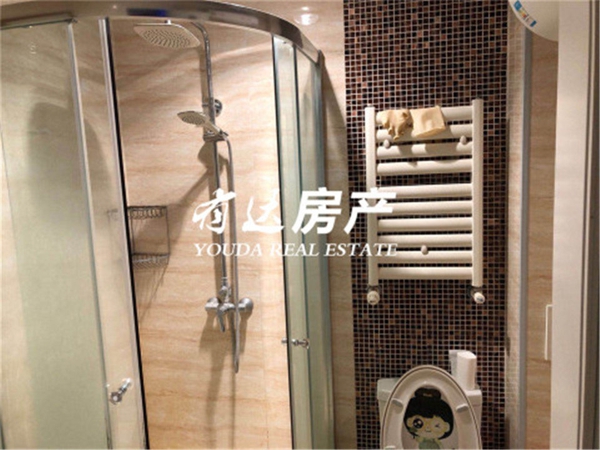 新天地美域急租！家具家电齐全！可季付!价钱便宜