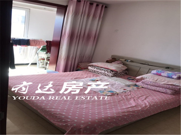 南湖金地百货大楼商圈！家具家电齐全，欲租从速！