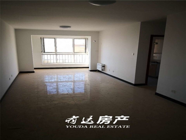 车站附近，骏安园精装两室，家具家电齐全，看房随时方便价位可谈