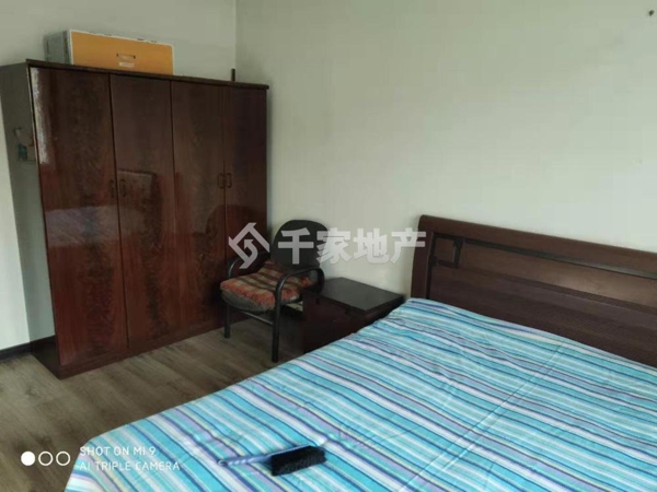 大润发附近精装两室机场路南楼有钥匙随时看房拎包入住