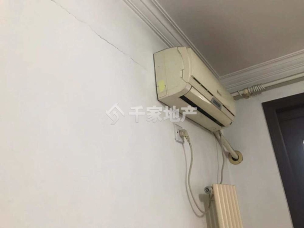 远洋城商圈祥荣里两室不把边不临街，位置刚刚好