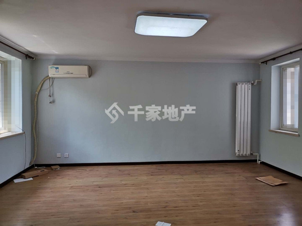 远洋城独栋别墅上下两层适合各种办公自住