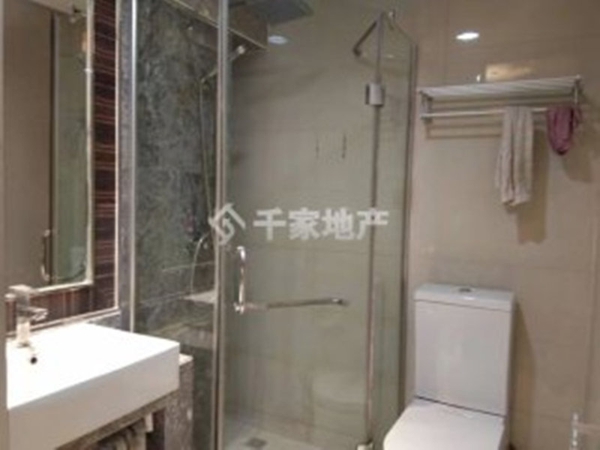 远洋城商圈景泰翰林精装2室家电齐全可短租季付我有钥匙！