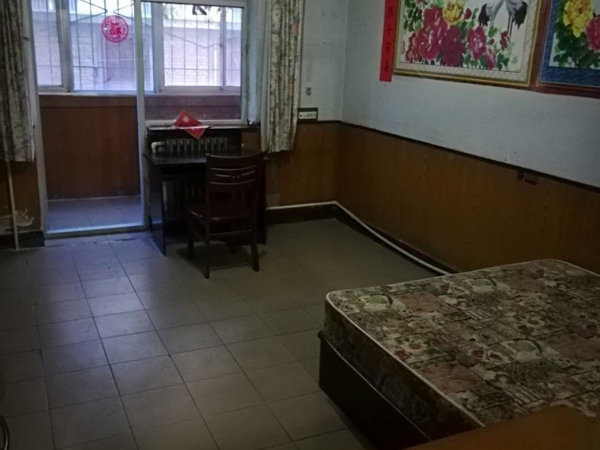出租电厂西院，家具家电齐全，拎包入住交通便利