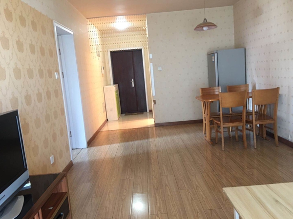 天洋城精装修两居室家具家电齐全包物业取暖
