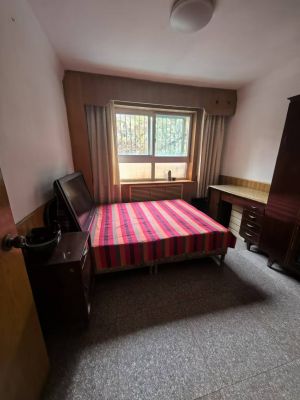 一樓帶小院3居室拎包入住