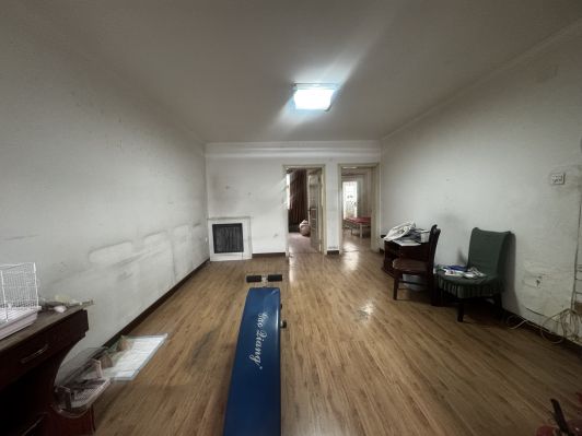 农林路鸿运园三室两厅单元房出售