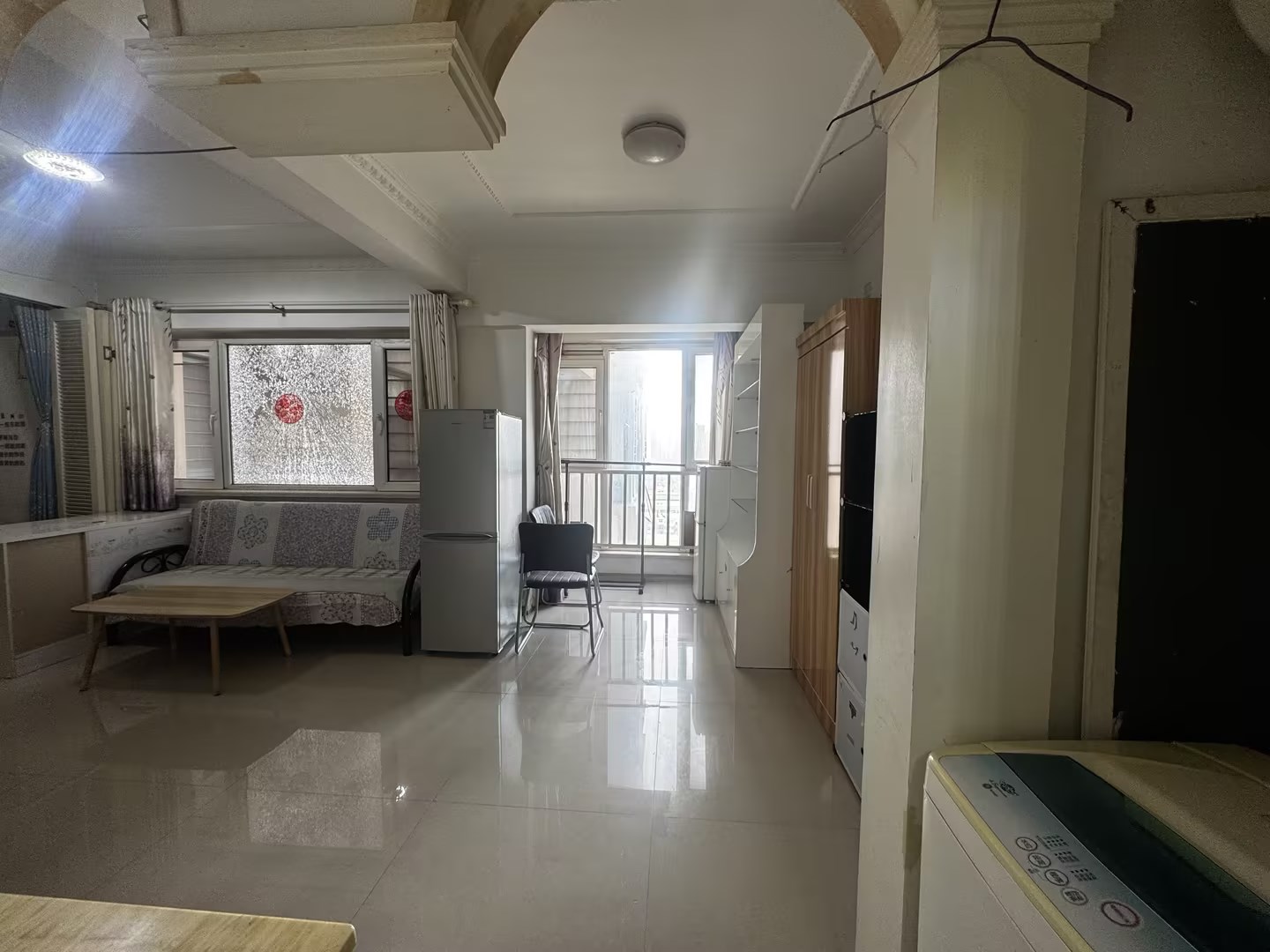 12中对面书香门邸电梯房小户型出售